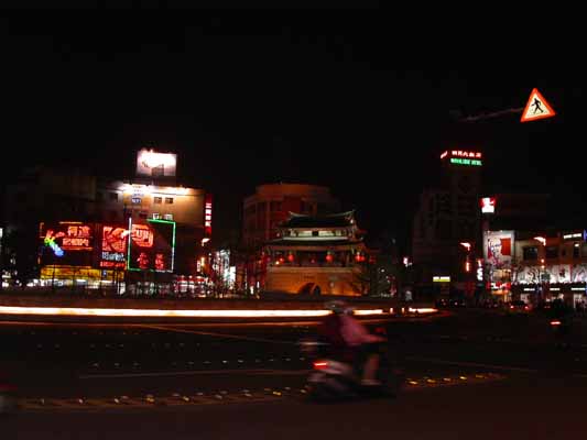 hsinchu_dongmen02